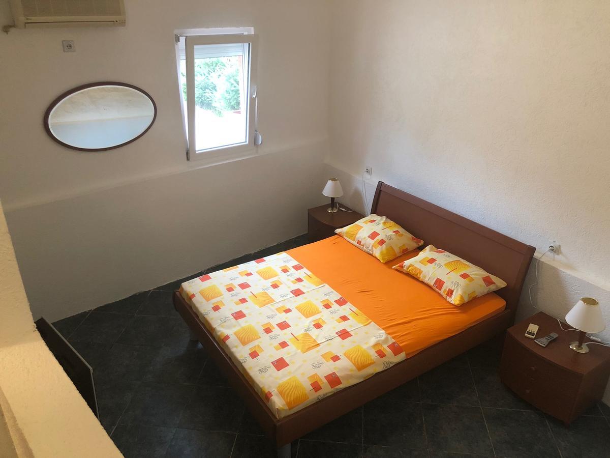 Apartmani Pavicevic Podgorica Bagian luar foto